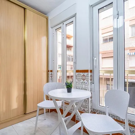 Calle Pedro Lorca Spacious Near Del Cura , Seafront With Many Reastoraunts, Supermarket Masymas And Pharmacy 24h Apartment *